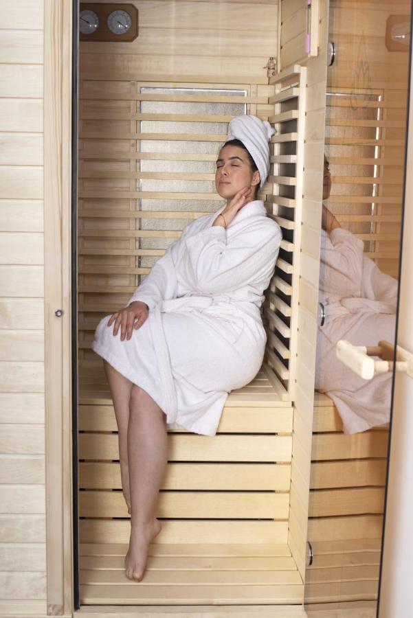 Infinity Spa Zrenjanin Exteriör bild
